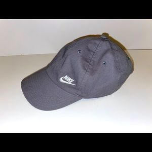 Nike hat, adjustable